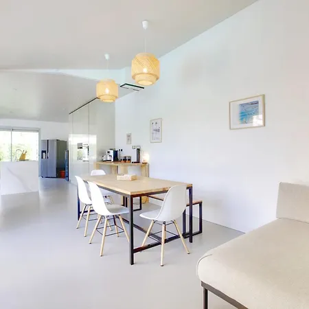 Marvelous Moderne *